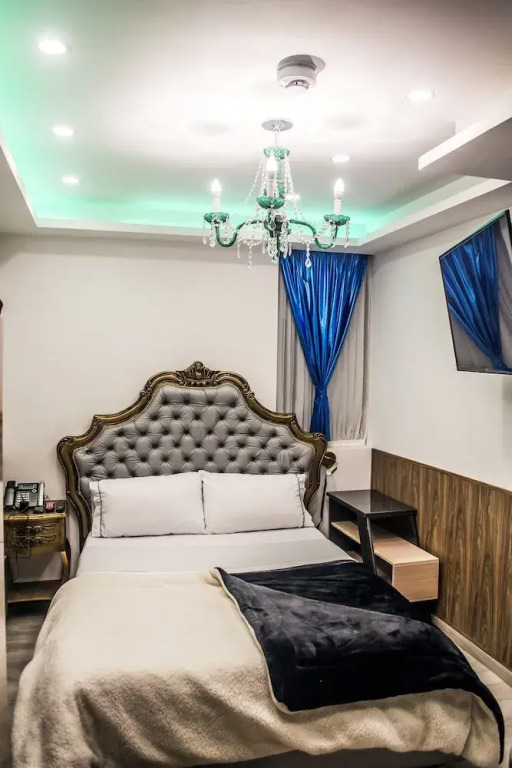 Hotel Von Astorian