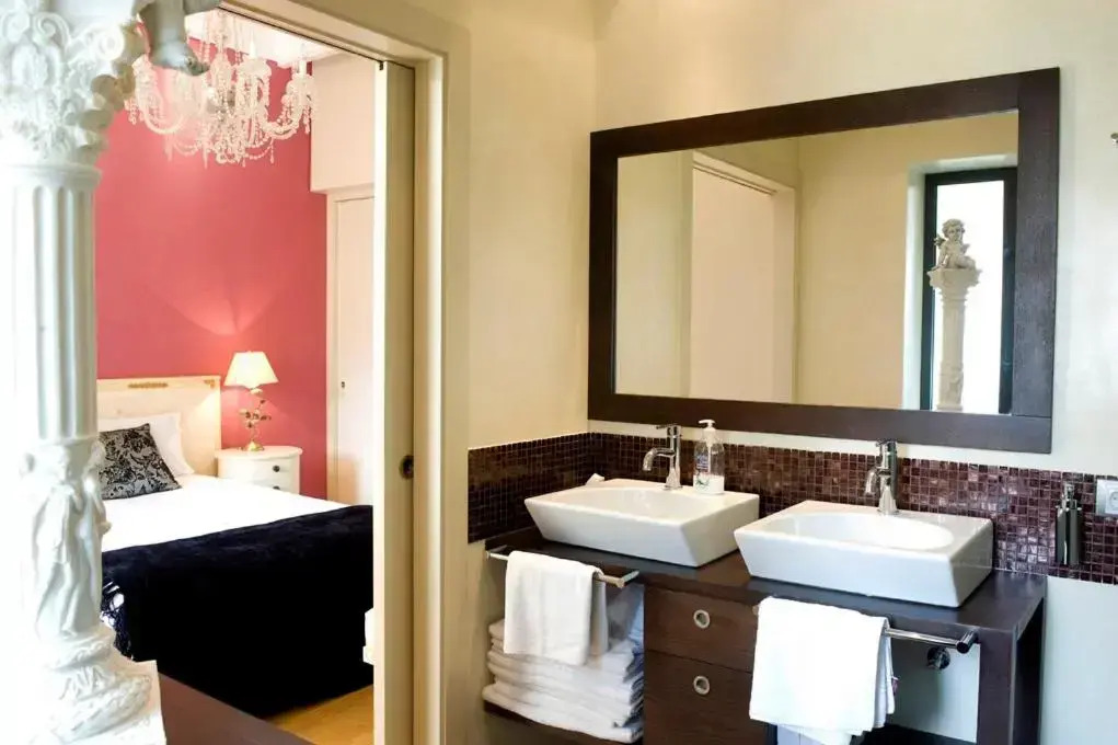 1208 - Exclusive Design Apartment
