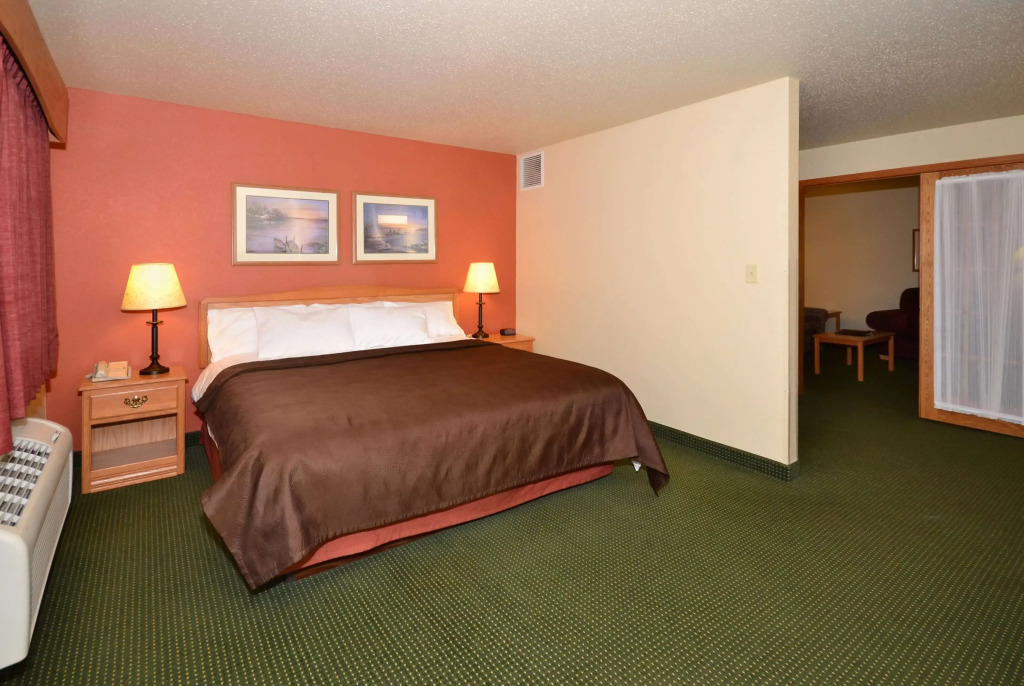 Black Beach Inn by GrandStay