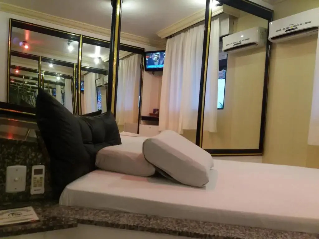 Motel dos Arcos