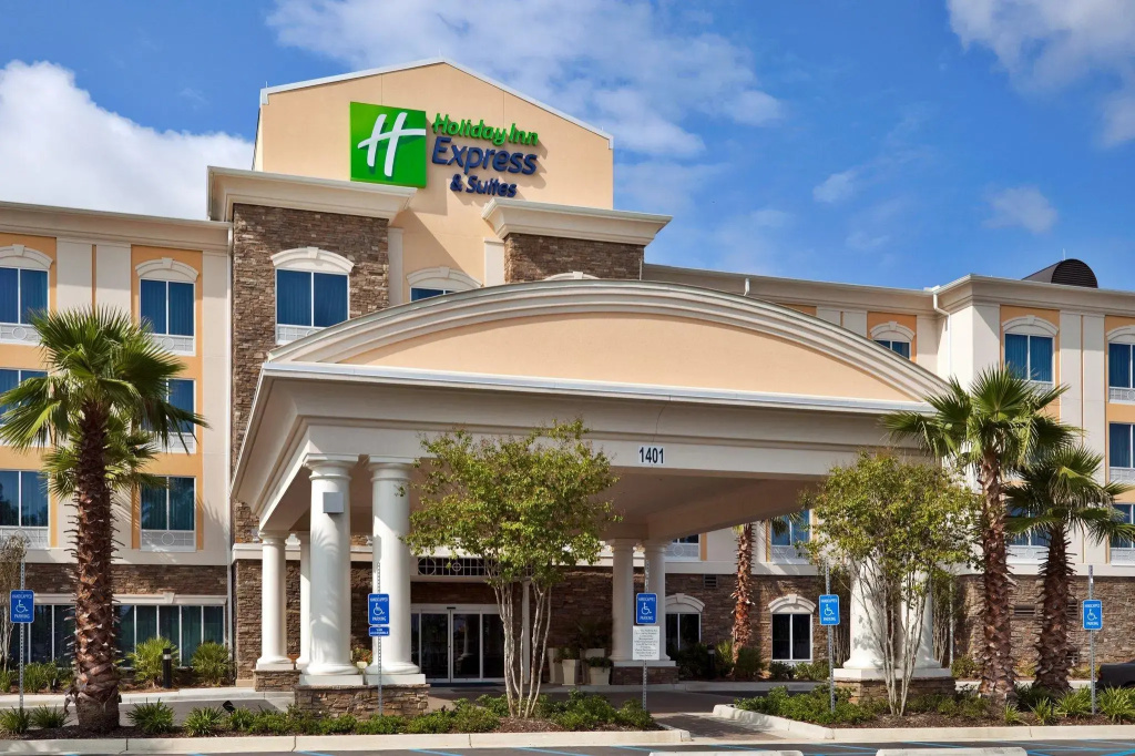 Holiday Inn Express Hotel & Suites Mobile Saraland by IHG