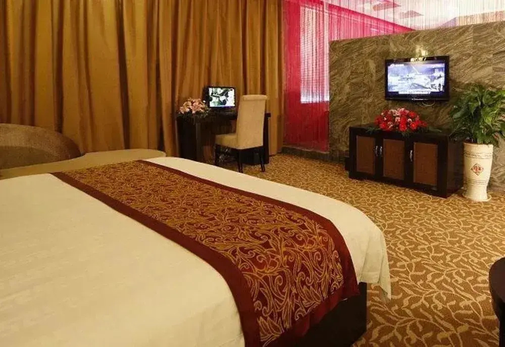 Tianmu Huihuang Hot Spring Holiday Hotel
