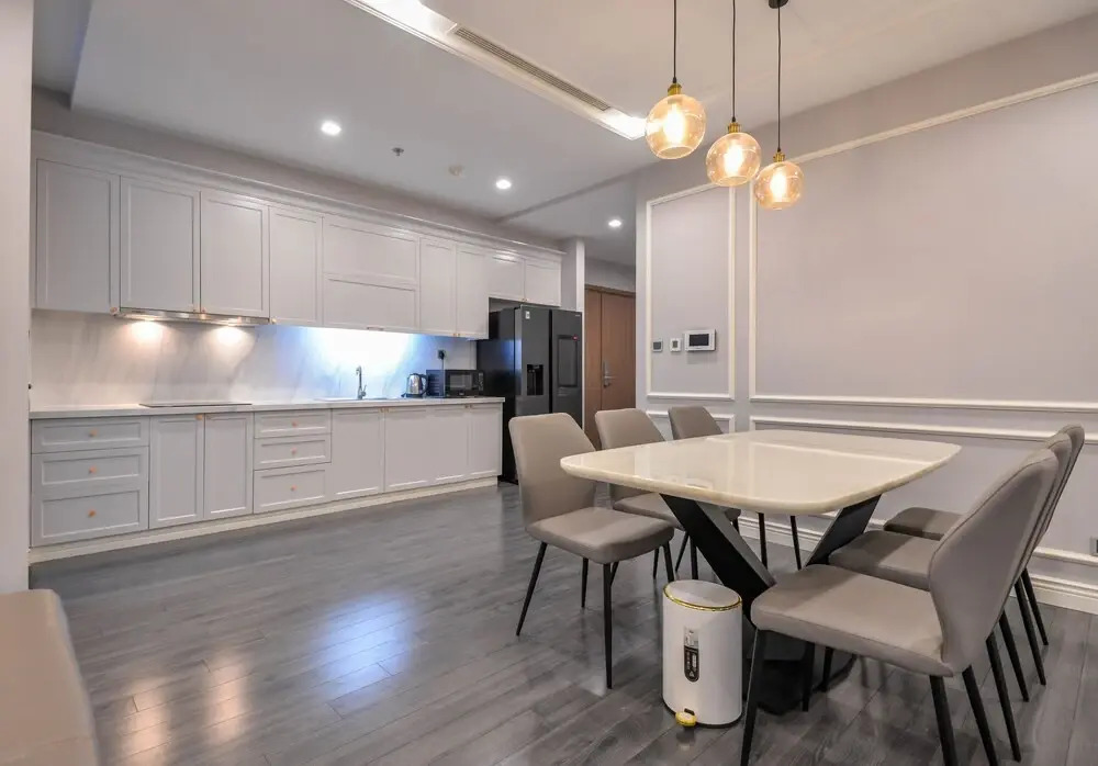 Luxury Apartment in Vinhomes Metropolis near Lotte