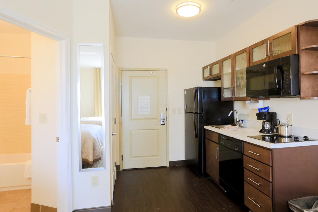 Candlewood Suites Auburn by IHG
