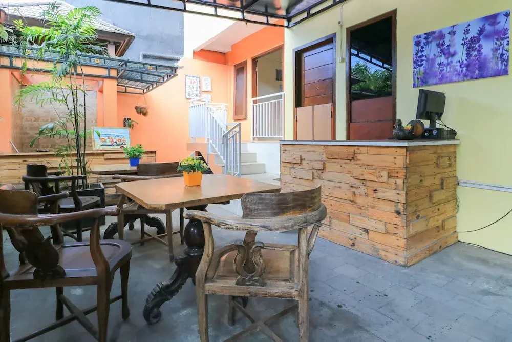 Lavender Hostel