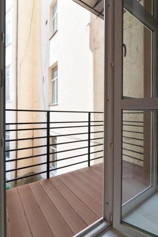 LEOGRAND One-bedroom apartment on Tugan-Baranovskogo 24