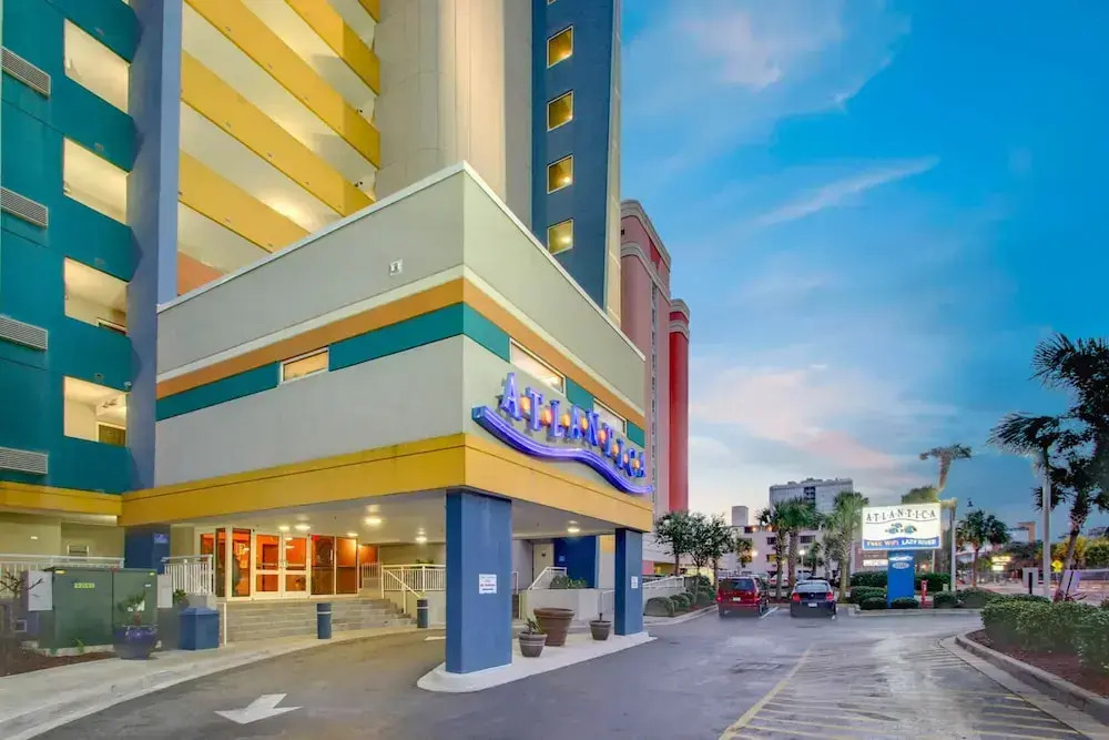 Spacious 2BD Condo in Atlantica Resort