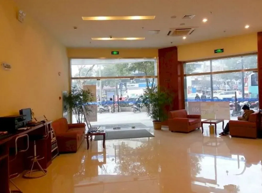 Hanting Hotel Huzhou Aishan Yintai South Street