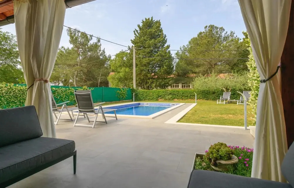 Gorgeous Home In Krnica