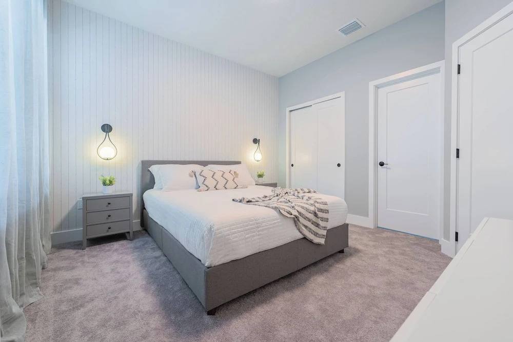 Your Orlando Retreat: Warm and Welcoming Townhome