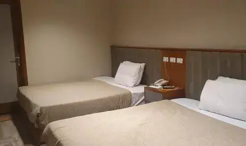 Garden City Plaza Hotel
