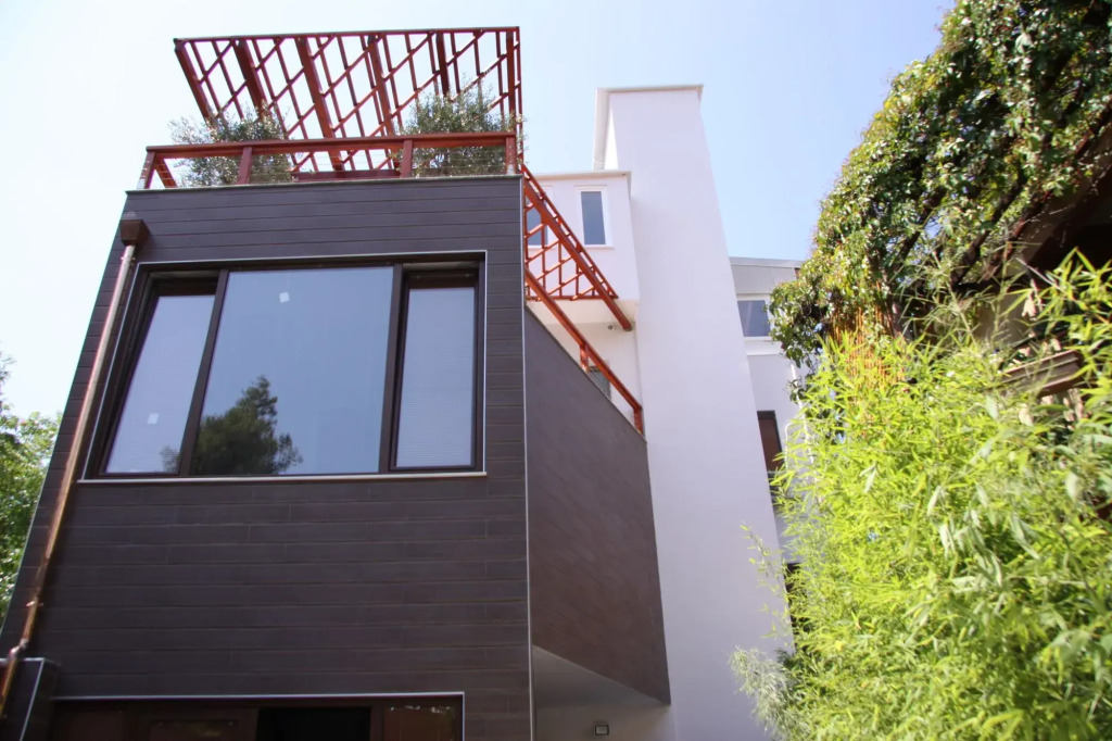 ART Hostel