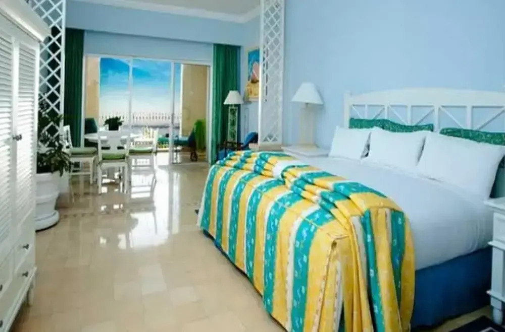 Condo EM