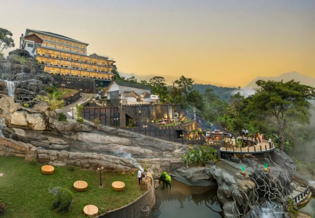 The Grand Cliff Resort Munnar