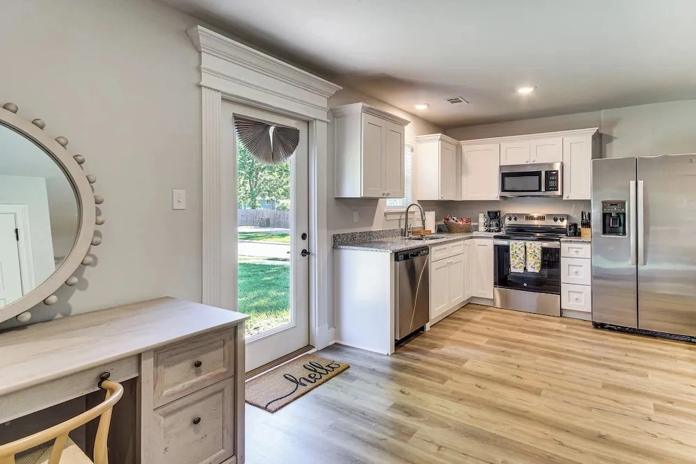 < 1 Mi to Beach! Family-friendly Gulfport Retreat