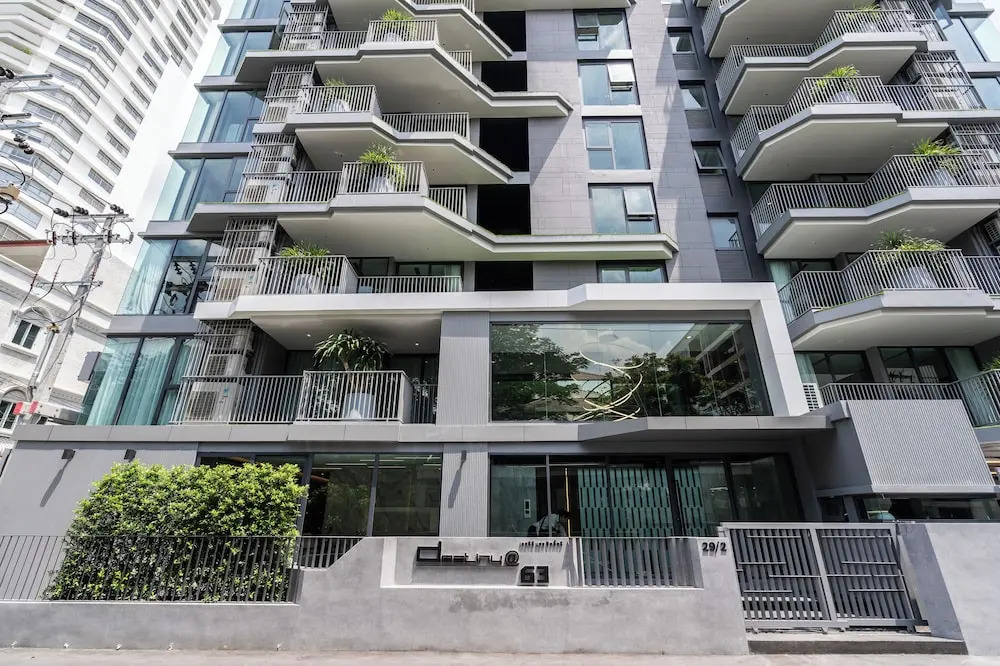 Destiny63 Ekamai Apartment