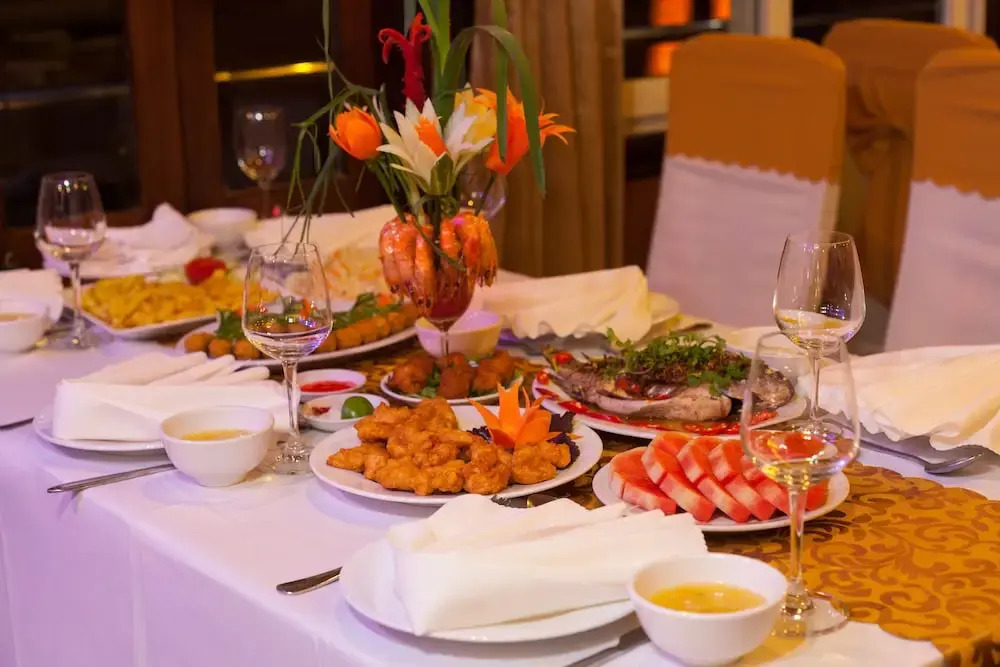 Golden Star Cruise