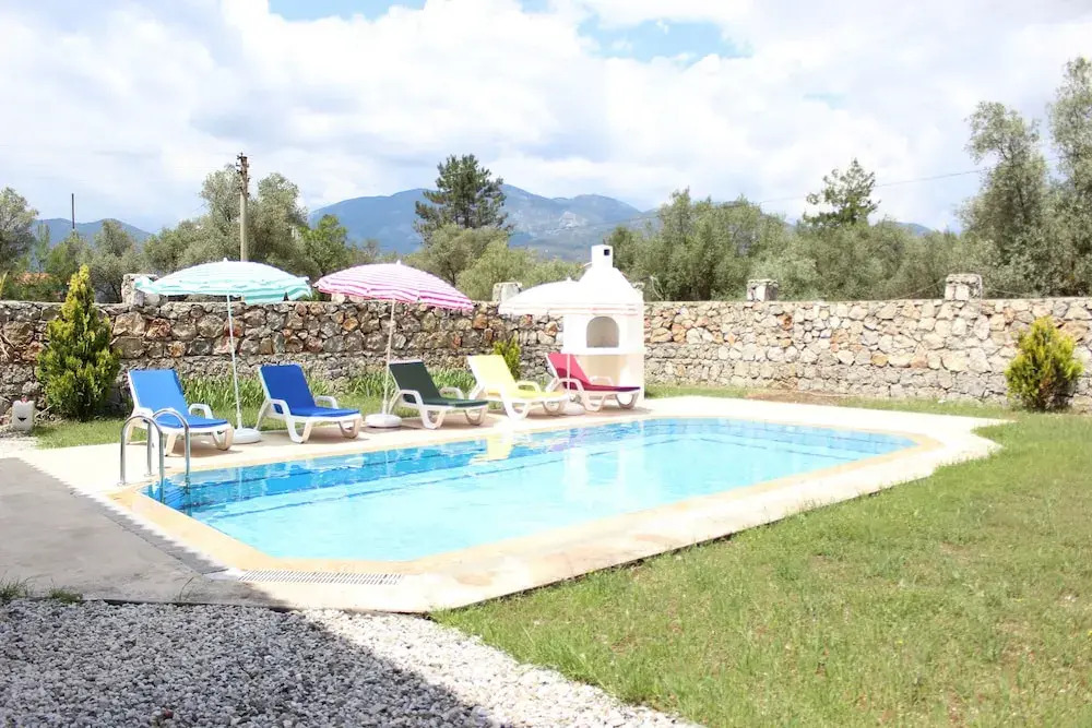 Villa Xclusive