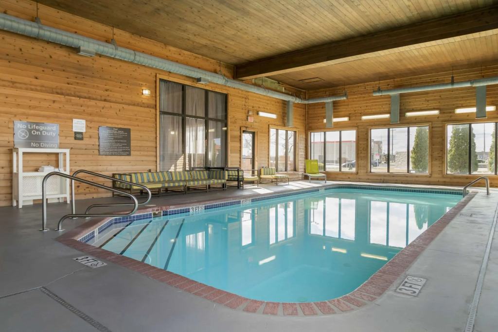 Comfort Inn & Suites Toledo North