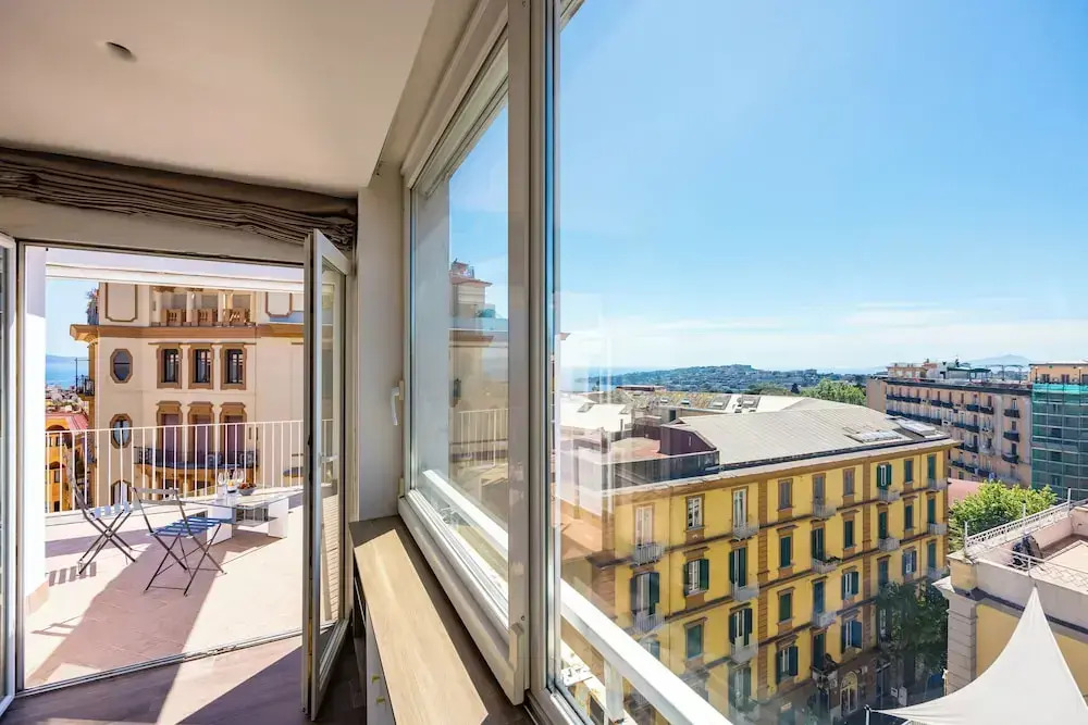 Chiave di Fuga by NapoliApartments