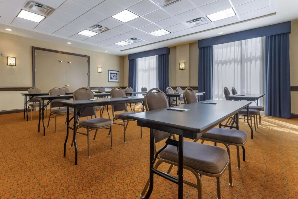 Comfort Inn & Suites Dover