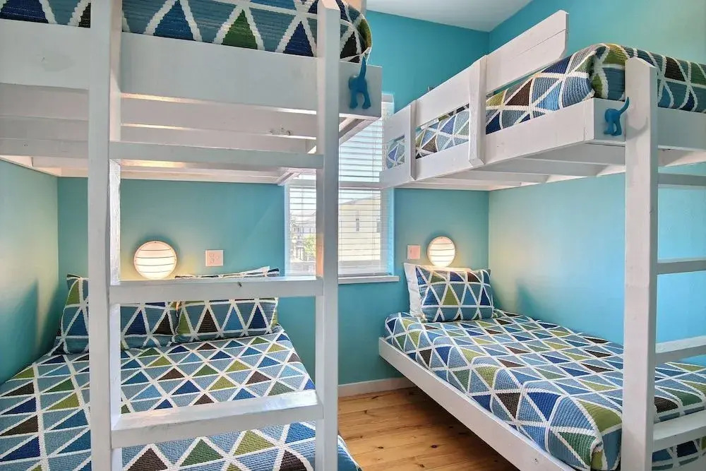 Don't Worry Beach Happy 4 Bedrooms 4.5 Bathrooms Home