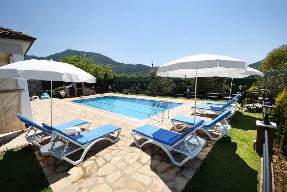 Villa Defne by Helaltatilvillari