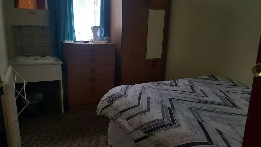 Gracelands Guest House