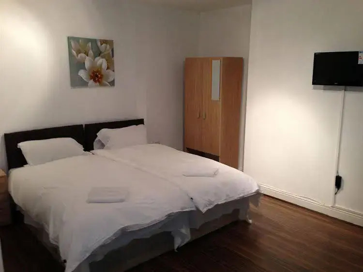 Vive Unique Hotel Apartments Holland Park Avenue