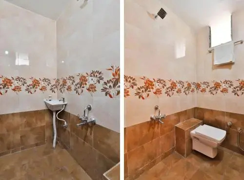 Oyo 24921 Hotel Shree