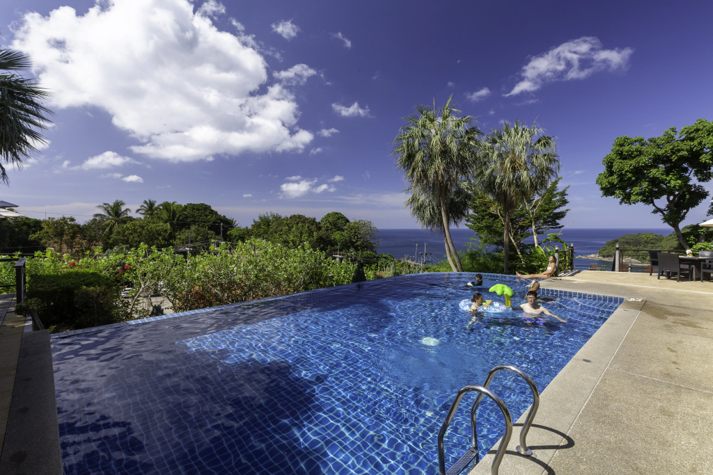 Отель Secret Cliff Resort Phuket