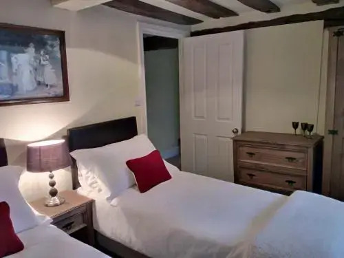 The Medieval Hall Apartment