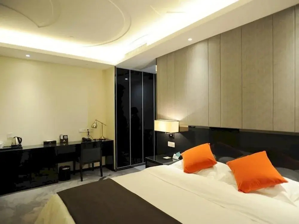 City Makino Holiday Inn