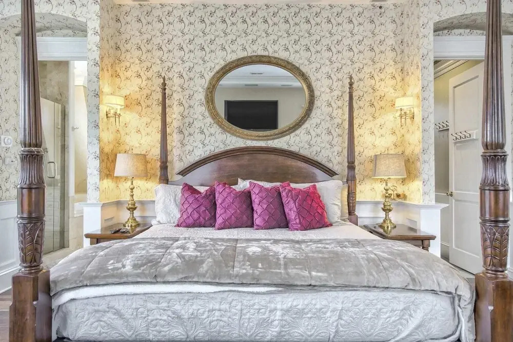 Broadmoor Luxury Mansion 5 Star Experience Theater Cheyenne Mountain Views