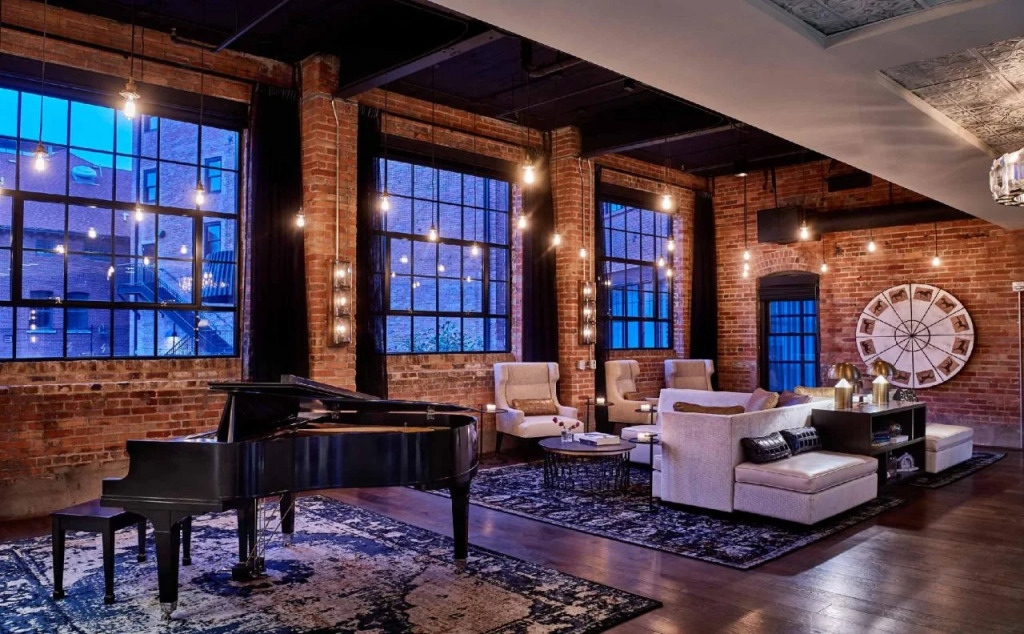Foundry Hotel Asheville, Curio Collection By Hilton