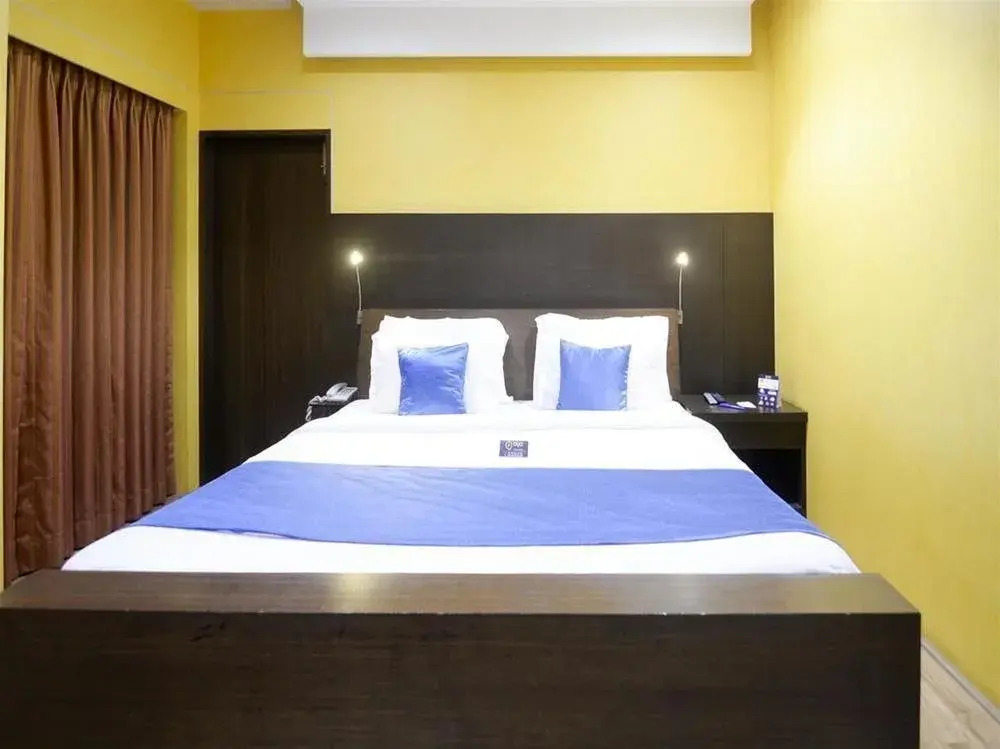 OYO Premium Panjim Mandovi River