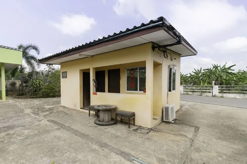 OYO 75392 Phachuen Resort