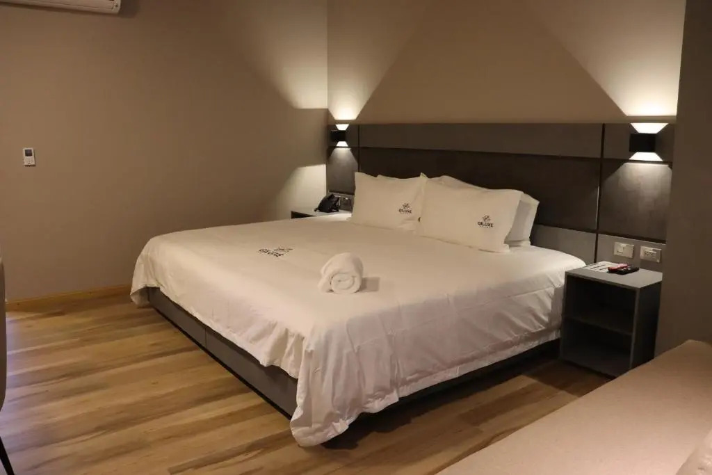 Giluxe Hotel