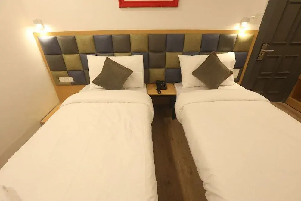 Hotel Royal Inn Mahalaxmi