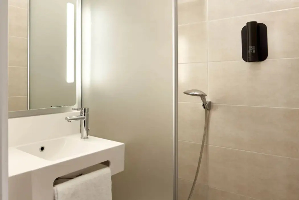 B&B HOTEL Cergy Saint Christophe
