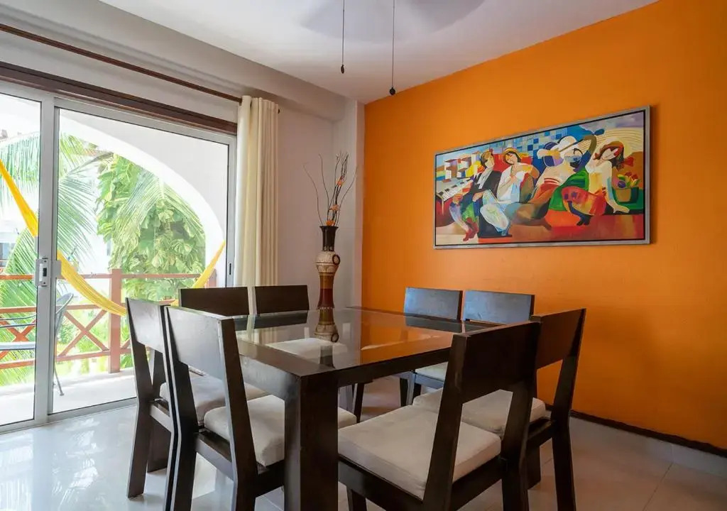 Quiet, Breezy Condo Near 5th Avenue And the Beach - Xaman 201