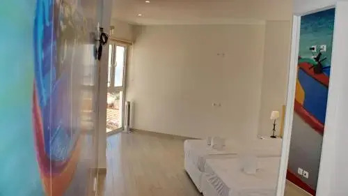 Top City Hostel & Suits
