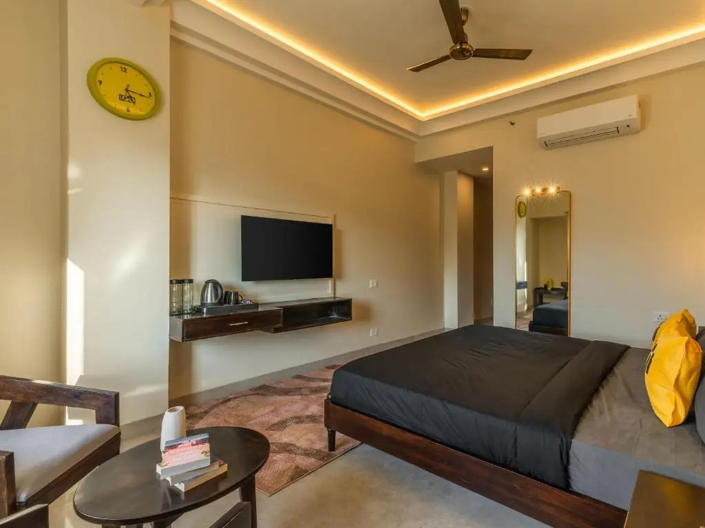 The Hosteller Bam Jaipur, Hawa Mahal