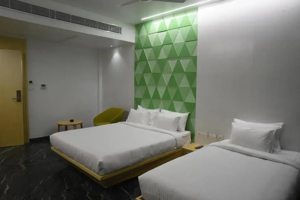 RATHNA RESIDENCY - Near US CONSULATE