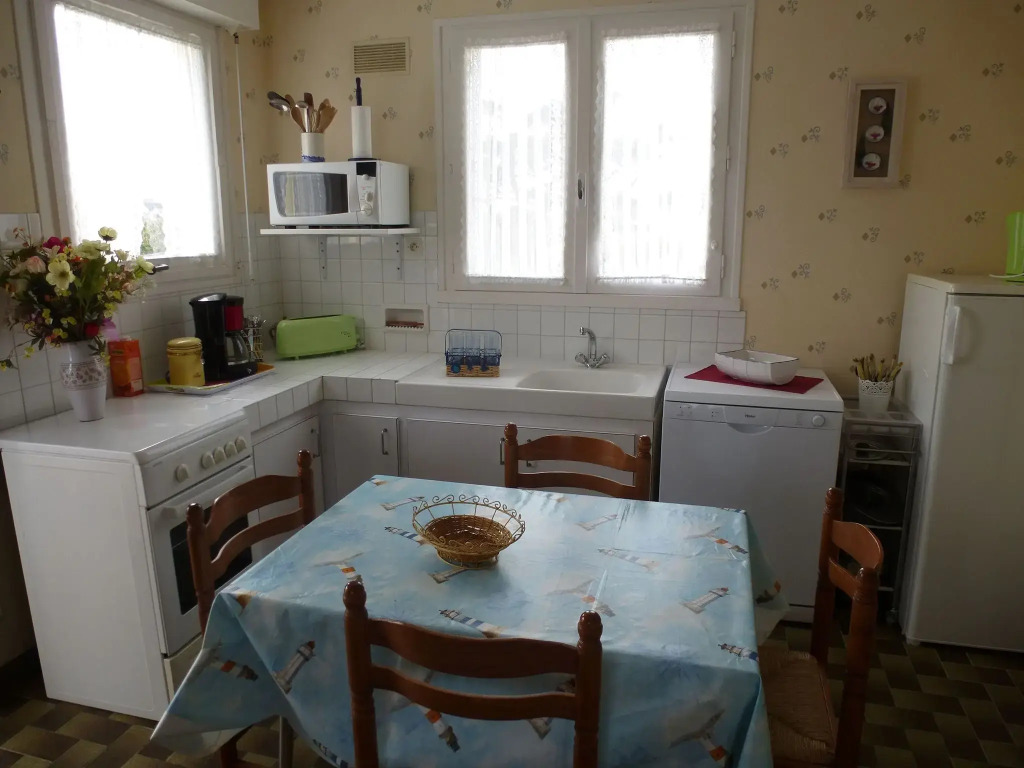 Apartment in Ploudalmezeau Near Treompan Beach