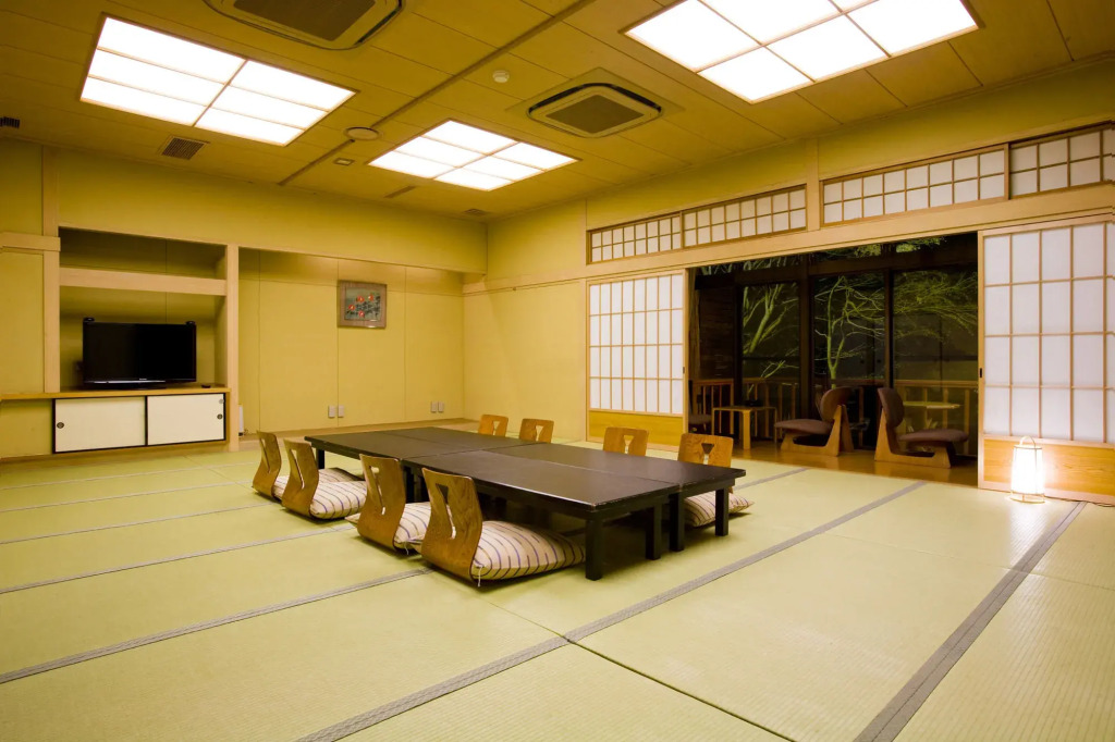 山荘 風の杜 Sanso Kazenomori