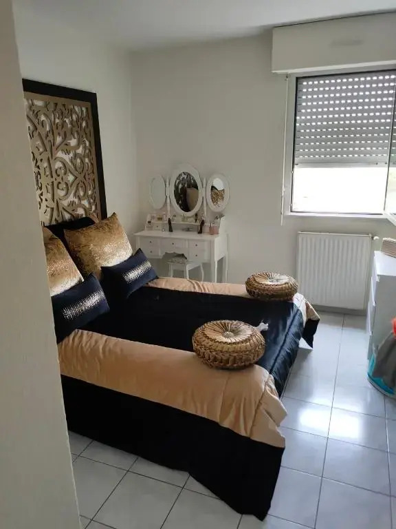 Le Calme Avec Terrasse Et Fibre Deux Chambres