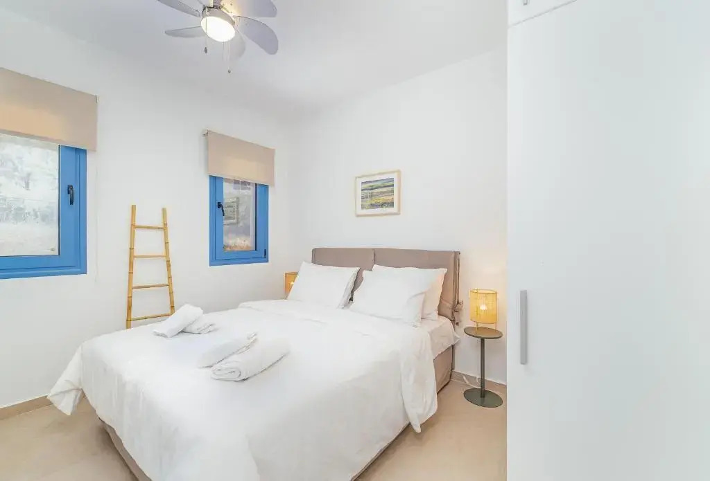 Lefkada Blue Luxury Apartments, Perigiali A6 top floor
