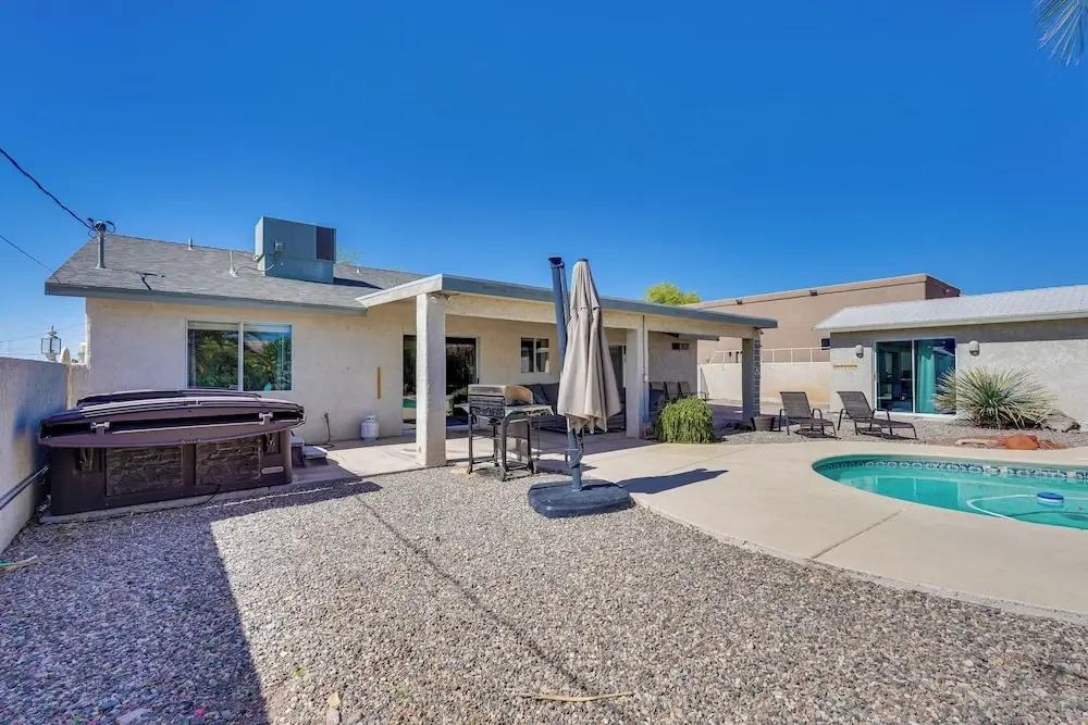 Havasu Paradise w/ Private Pool, Hot Tub & Casita!