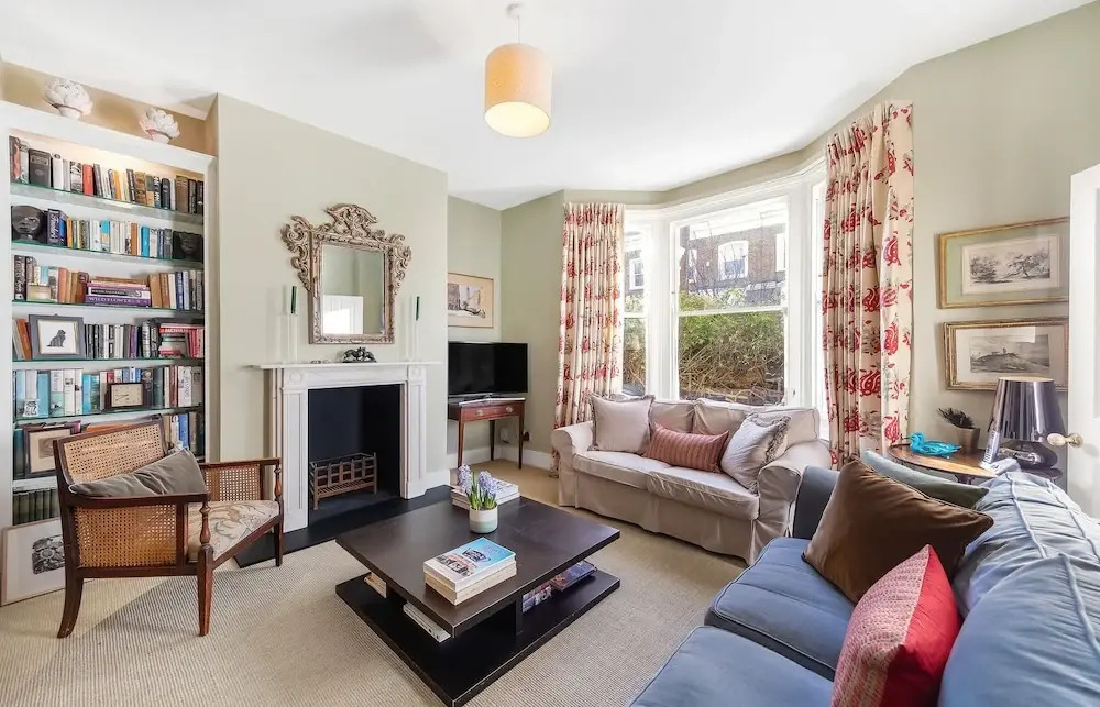 Green Retreat On Askew Crescent